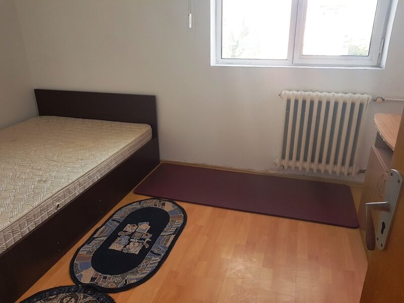 Drumul Taberei, Compozitorilor,